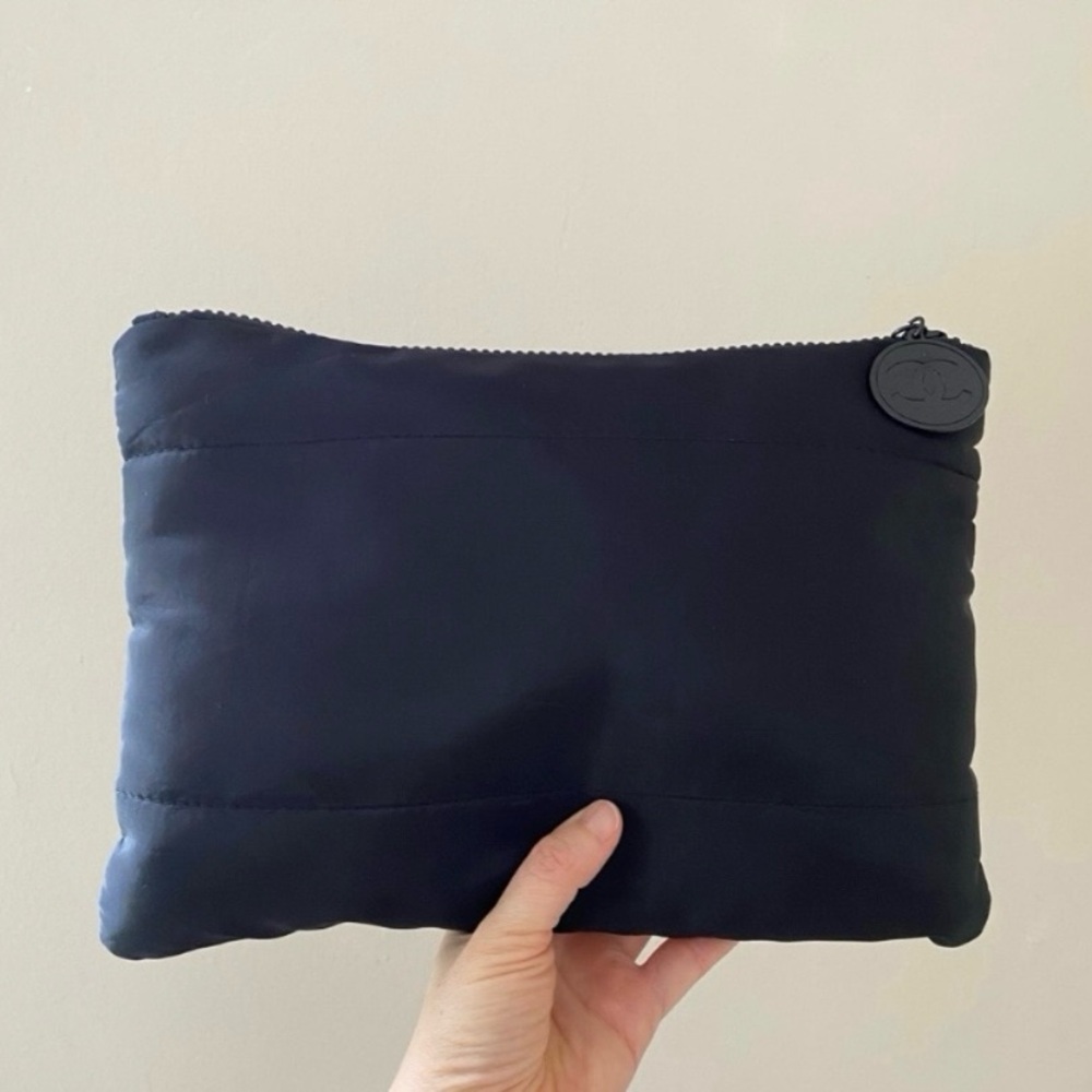 Brand New Chanel Black Puffy Padded Makeup Pouch/Clutch/iPAD Case (large size) - Picture 6 of 11